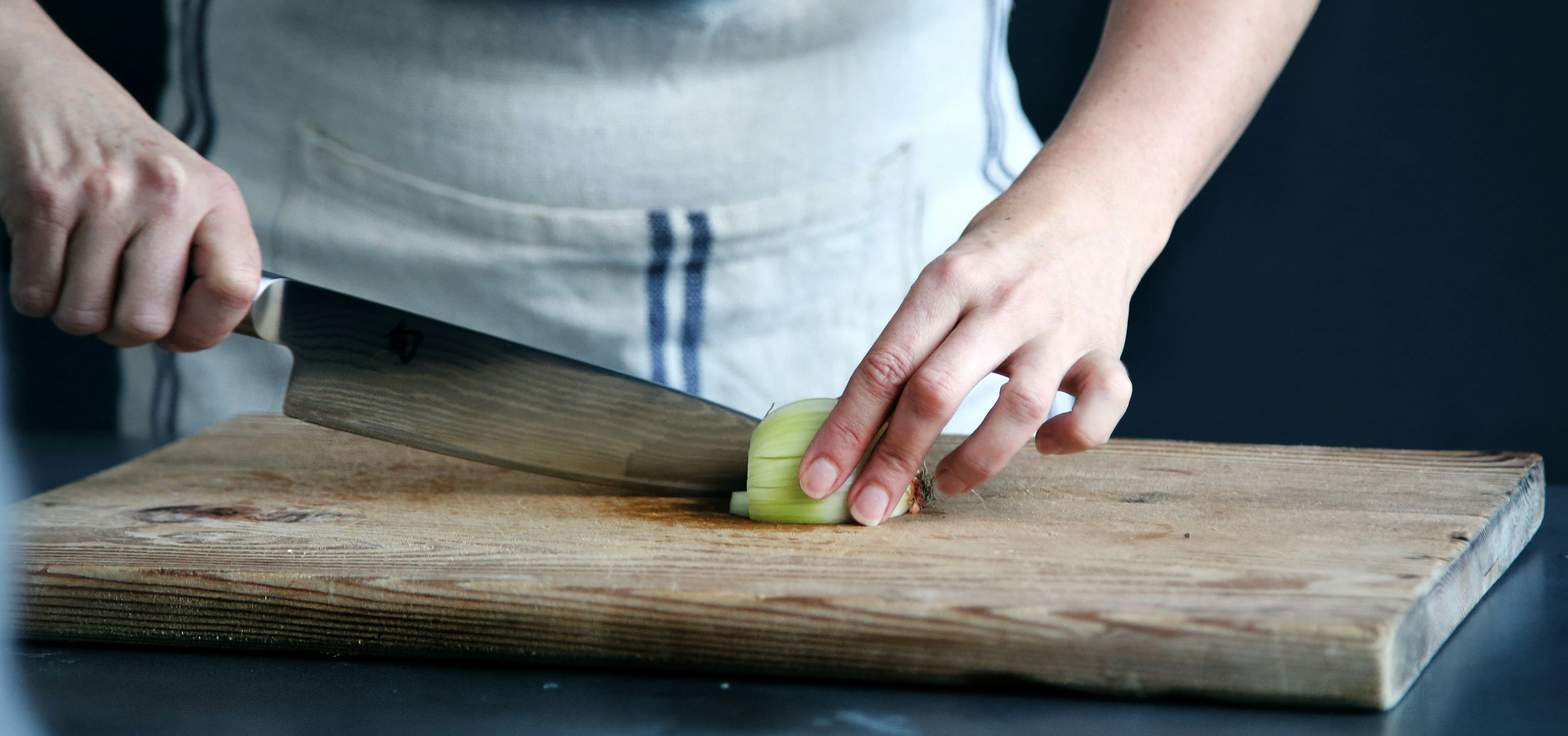 Cutting Oninon